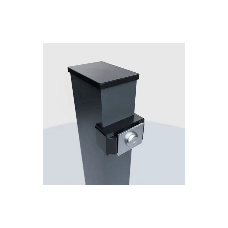 Zaunpfosten mit Klemme