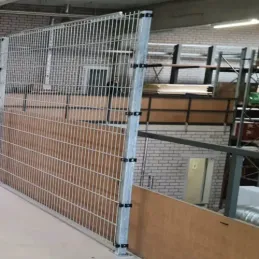 Zaun-Eckpfosten mit Klemme für Doppelstabmatten, anthrazit (RAL 7016) – Ansicht 11