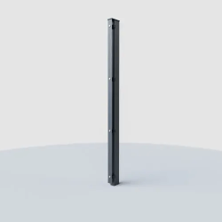 Zaunpfosten mit Abdeckleiste