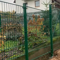 Zaun Eckpfosten mit Schelle